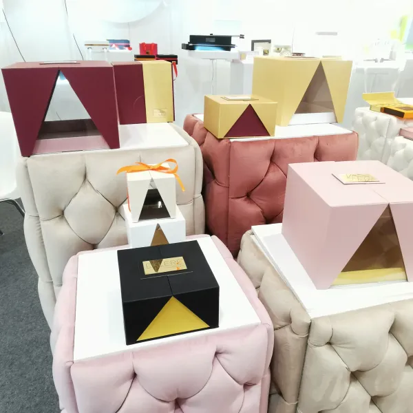 Scatola cioccolatini, mono porzione, dolce, macarons,