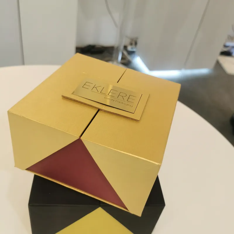 Scatola cioccolatini, mono porzione, dolce, macarons,