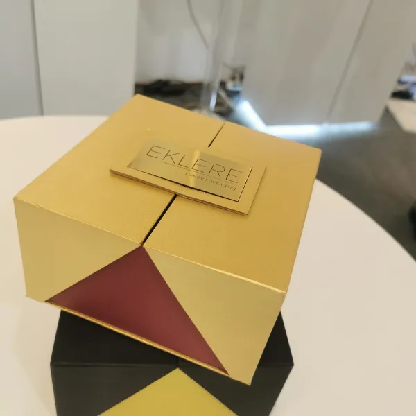 Scatola cioccolatini, mono porzione, dolce, macarons,