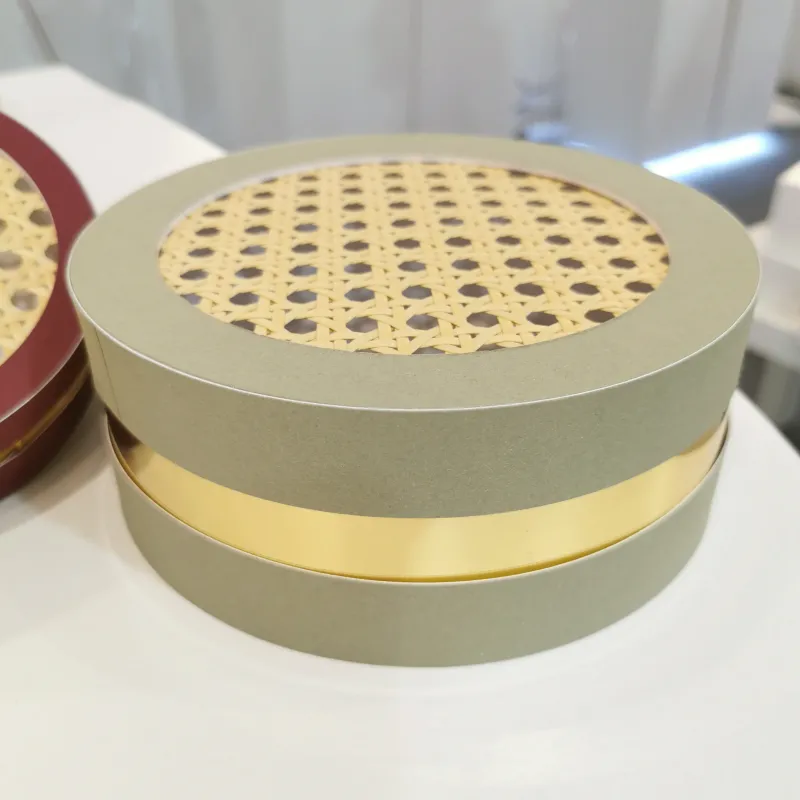 Scatola romantica con dettaglio in paglia di Vienna per dolce, torta, crostata, monoporzione, porta paste