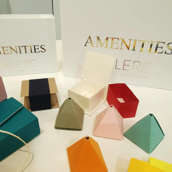 Amenitie astucci e scatoline personalizzate