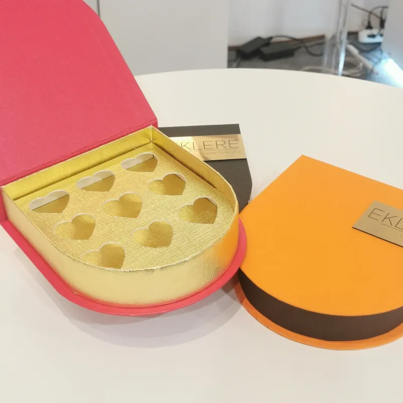 SCATOLA DEGUSTAZIONE PRALINE, CIOCCOLATINI, CONFETTI