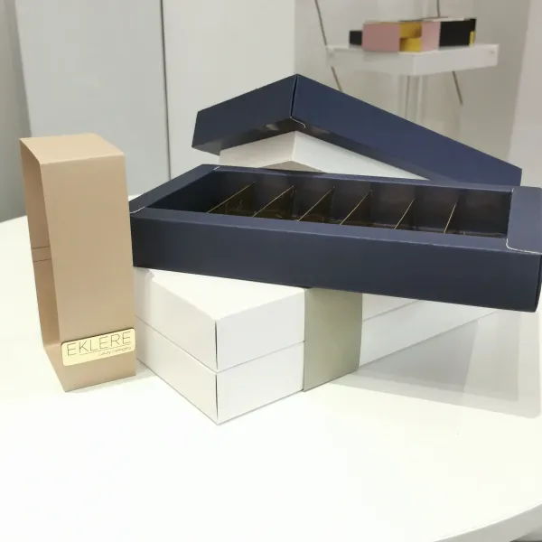 SCATOLA CIOCCOLATINI, PRALINE, BON BON, BARRETTE