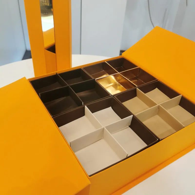 BOX LUXURY DEGUSTAZIONE CIOCCOLATO, BON BON, PRALINE