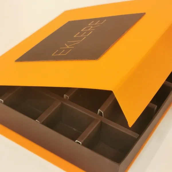 SCATOLA LUXURY CIOCCOLATINI, BON BON, PRALINE, BARRETTE