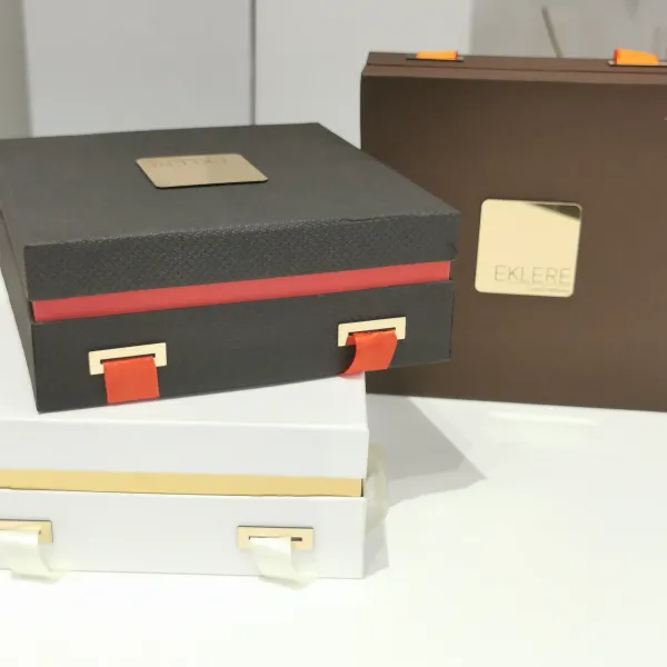 SCATOLA LUXURY CIOCCOLATINI, BON BON, PRALINE