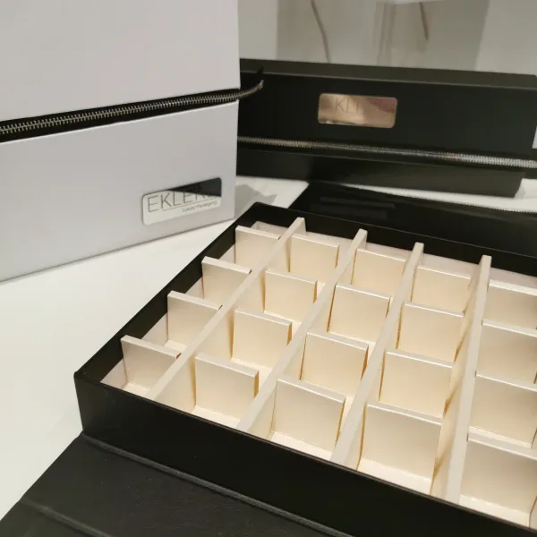 SCATOLA LUXURY CIOCCOLATINI - BON BON - PRALINE