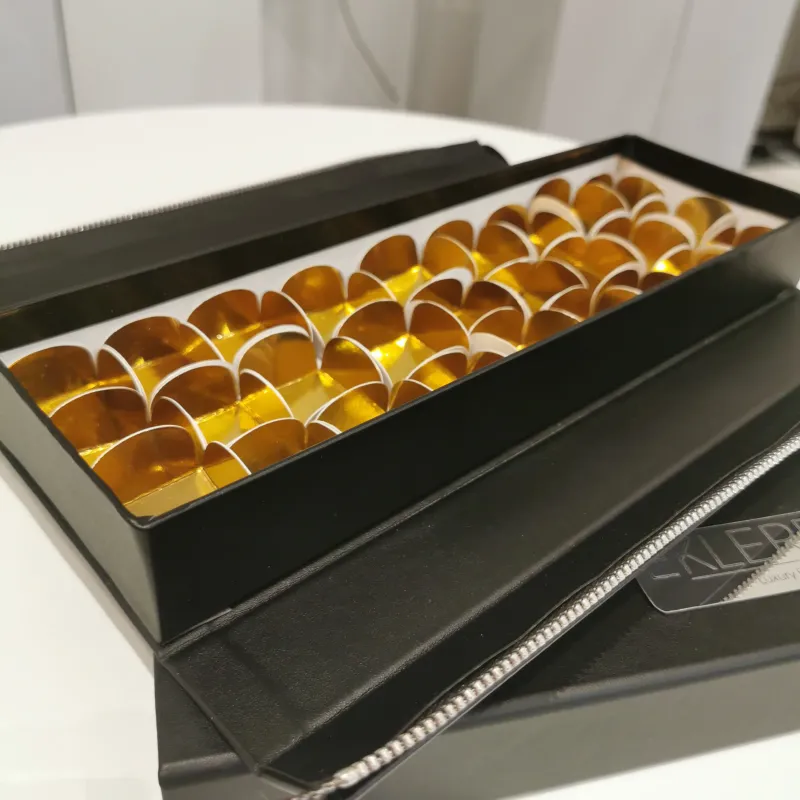 SCATOLA LUXURY CIOCCOLATINI - BON BON - PRALINE