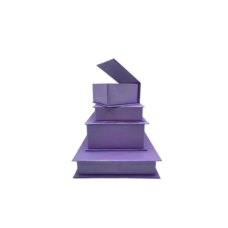 Scatola a libro rivestita in carta perlata, misure 70x70x40mm