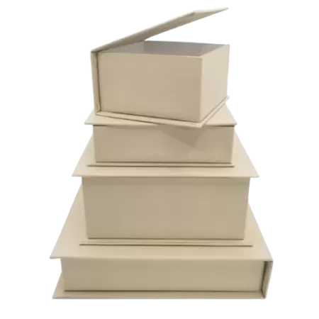 Scatola a libro rivestita in carta perlata, misure 145x145x30mm circa 2