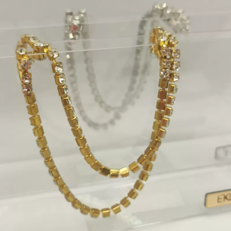 Pochette Luxury Event realizzata in plex trasparente e manici swarovski