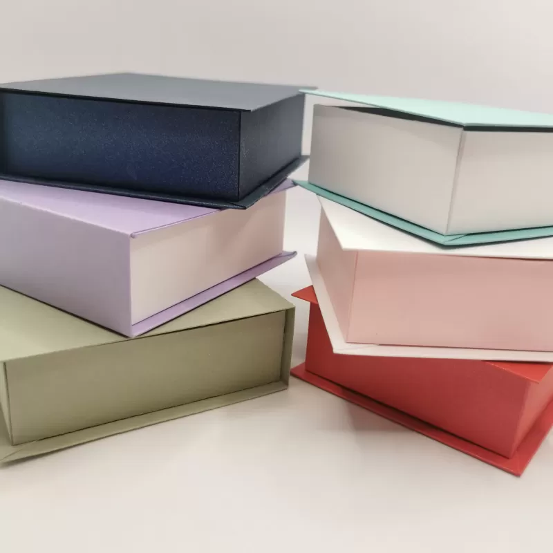 Scatola a libro, 95x95x30  mm, confetti, riso, segna posto, bon bon, marshmallow, ecc