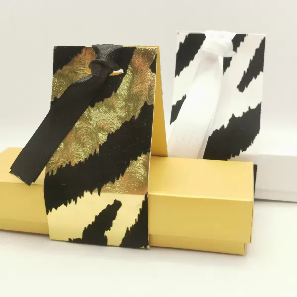 Scatola degustazione, confetti, bon bon, praline, marshmallow, ecc