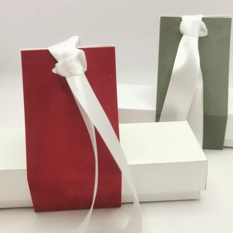 Scatola degustazione, confetti, bon bon, praline, marshmallow, ecc