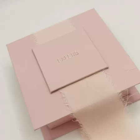 Scatola a libro, degustazione confetti, bon bon, praline, marshmallow, ecc