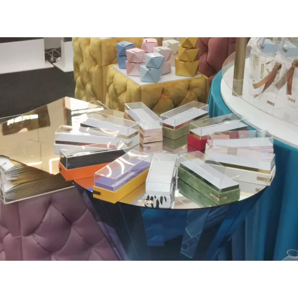 Scatola degustazione cremini, confetti, bon bon, praline, marshmallow, ecc