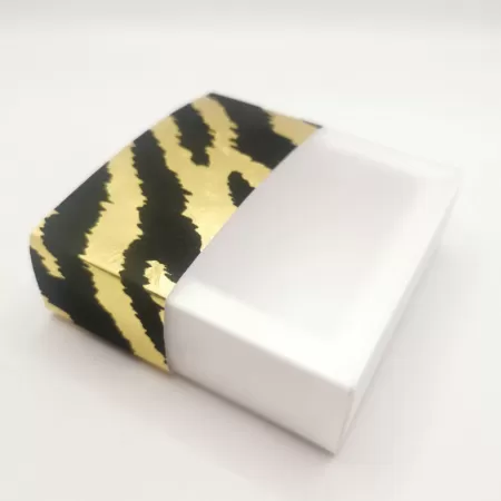 Scatola degustazione a fiammifero confetti, cioccolato, praline, marshmallow