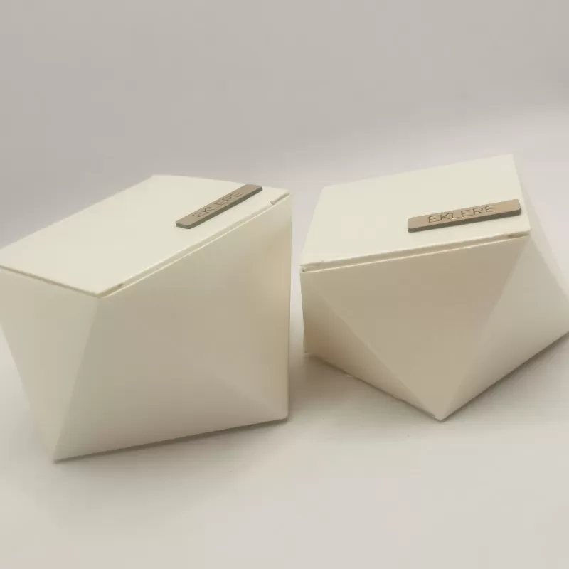 Scatola degustazione Diamond, cartoncino bianco 70x70x55mm circa