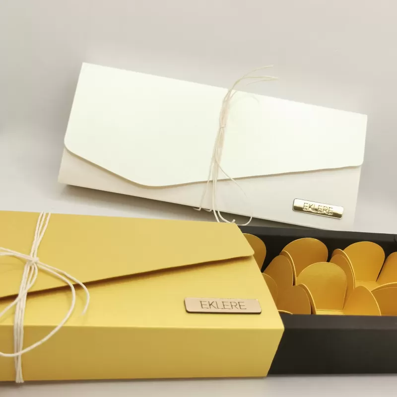 SCATOLA DEGUSTAZIONE CIOCCOLATO, CONFETTI, BON BON, ALTRO