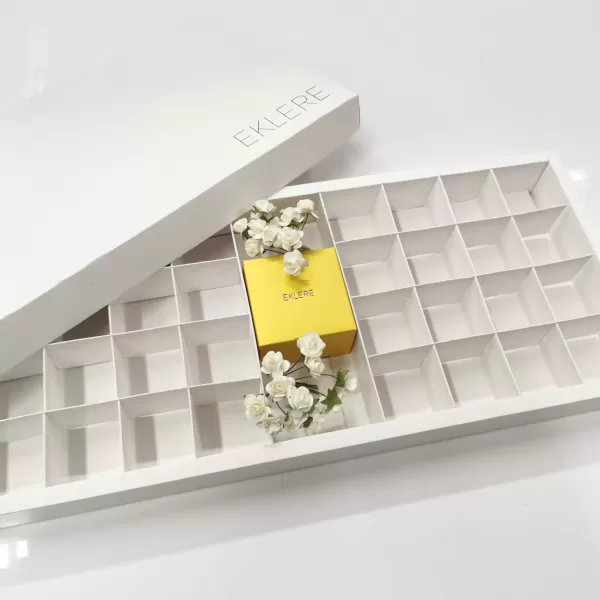 SCATOLA DEGUSTAZIONE CIOCCOLATO, CONFETTI, BON BON, PRALINE, ALTRO